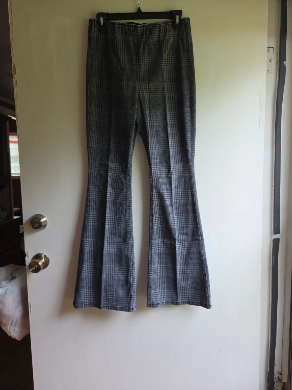 Tinseltown Gray Plaid Boot-Cut Trousers
